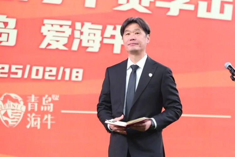  多名媒體人士點評海牛：引援老中青都有，就看李霄鵬的捏合能力了