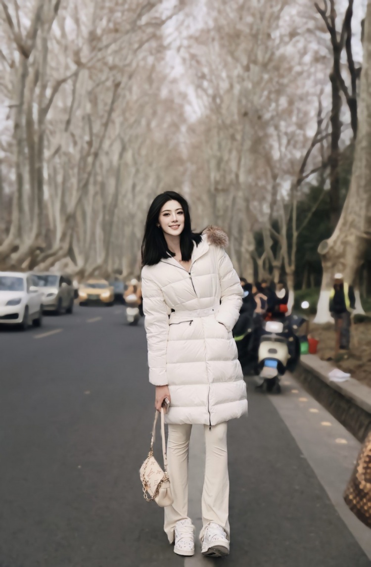  煙雨下江南！卓識(shí)游南京：卿言一句梧桐美 吾種梧桐滿京城