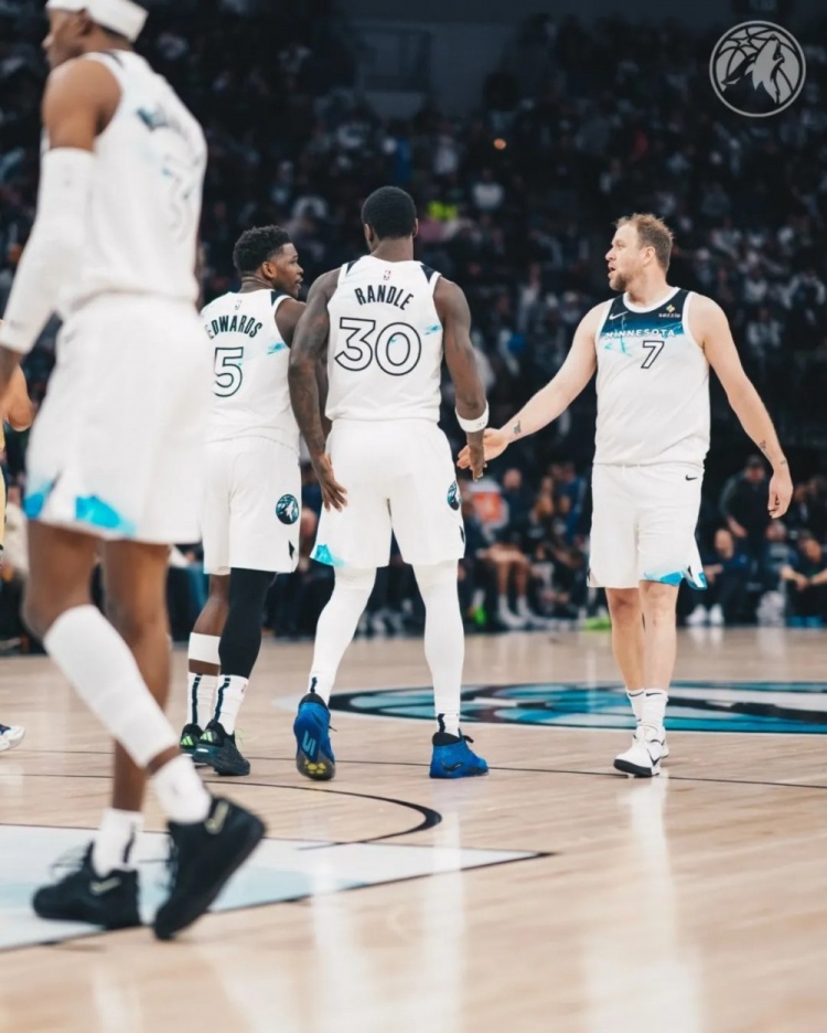  拿0分的NBA首發(fā)，所有人都為他叫好